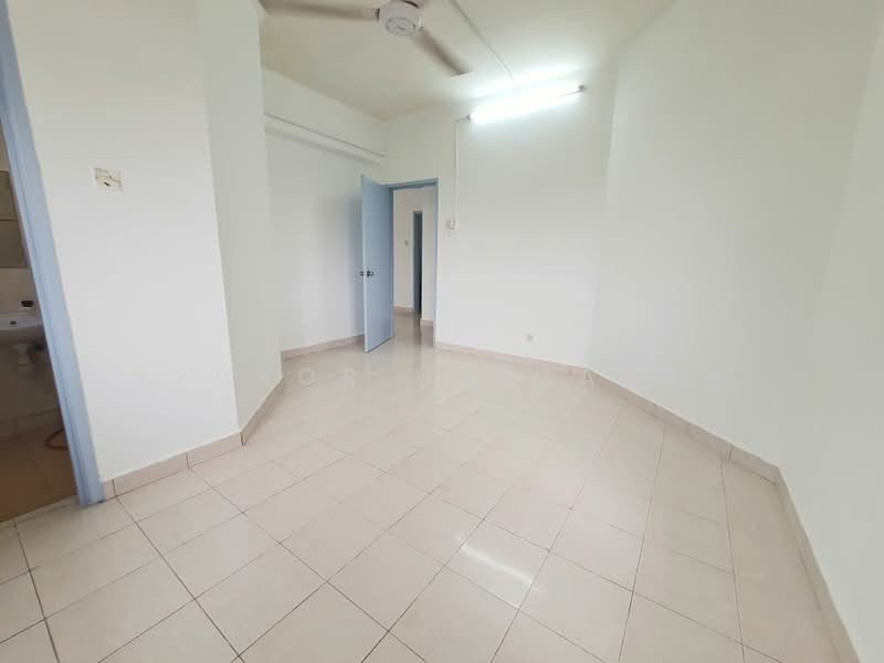 Pangsapuri untuk Dijual di Seri Ixora Apartment - Syukor Hartanah - Interior - PropertyGuru.com.my