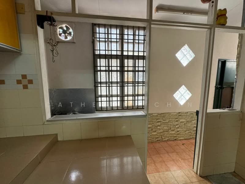 2-storey Terraced House for Sale in Ipoh (Perak) - Catherine Chin - Kitchen - PropertyGuru.com.my