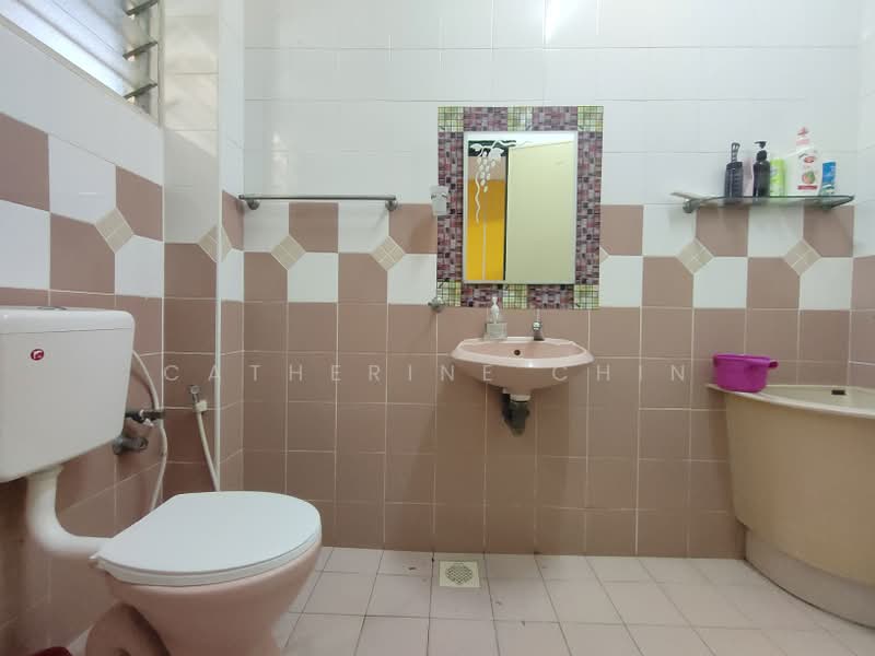 2-storey Terraced House for Sale in Ipoh (Perak) - Catherine Chin - Bathroom - PropertyGuru.com.my