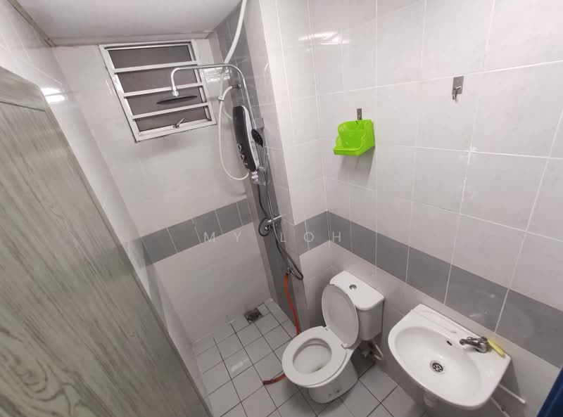 Apartment for Sale at 162 Residency - MY Loh - Bathroom - PropertyGuru.com.my