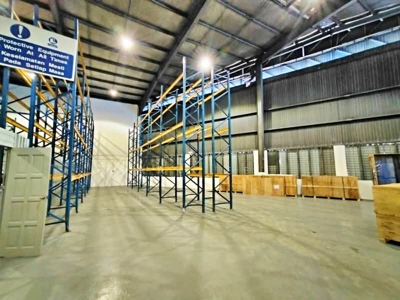 Warehouse for Rent in Hicom - Glenmarie Industrial Park (Shah Alam) - Ray Lee - Interior - PropertyGuru.com.my