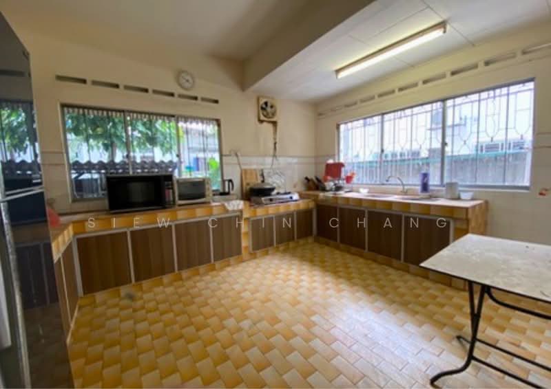 Rumah Banglo untuk Dijual di Seksyen 19 (Petaling Jaya) - SIEW CHIN CHANG - Kitchen - PropertyGuru.com.my