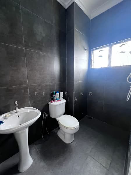 2-storey Terraced House for Sale in Taman Kelana Idaman (Ara Damansara) - Bee Seng Chia - PropertyGuru.com.my
