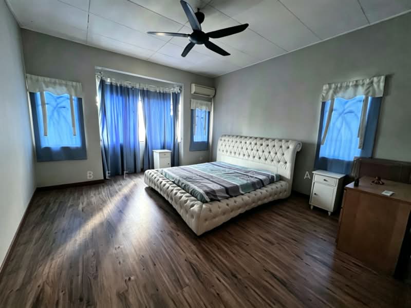 2-storey Terraced House for Sale in Taman Kelana Idaman (Ara Damansara) - Bee Seng Chia - Bedroom - PropertyGuru.com.my