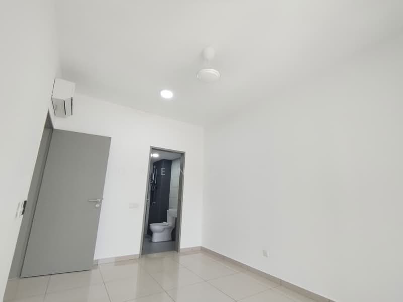 Servis Apartment untuk Disewa di D'Vervain - Owen Loke - Bathroom - PropertyGuru.com.my