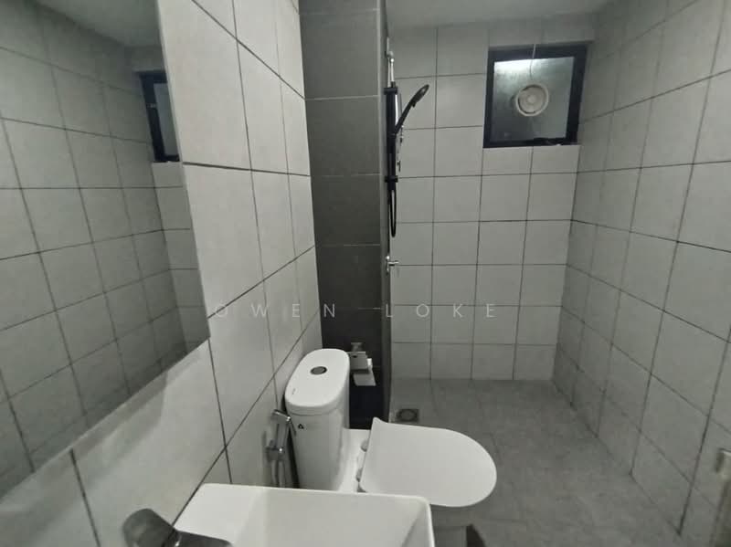 Servis Apartment untuk Disewa di D'Vervain - Owen Loke - Bathroom - PropertyGuru.com.my