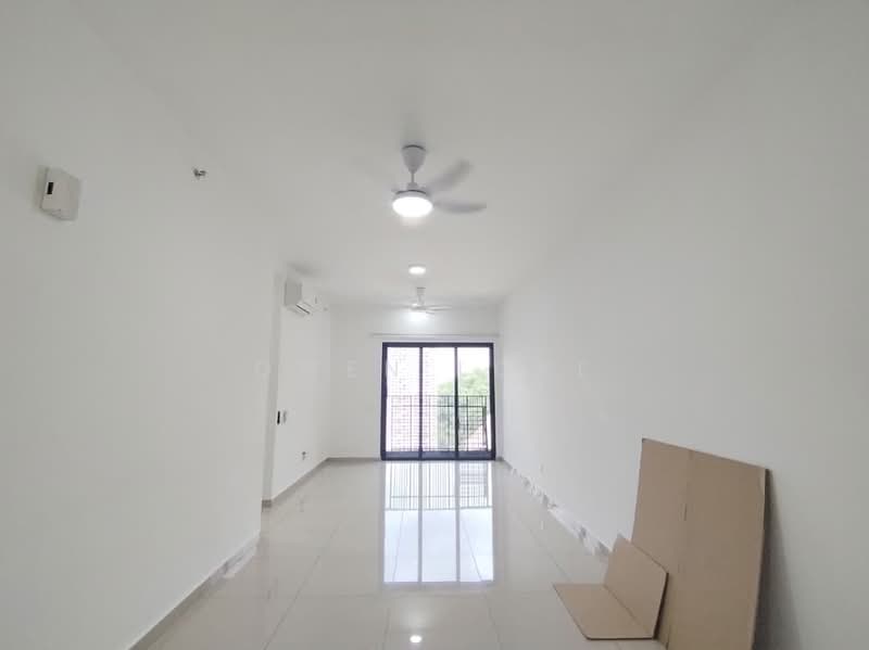 Servis Apartment untuk Disewa di D'Vervain - Owen Loke - Living Room - PropertyGuru.com.my