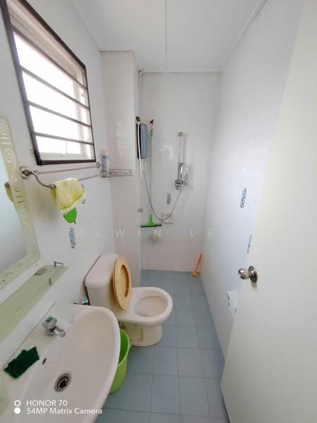 Rumah Teres 2 Tingkat untuk Dijual di Setia Alam (Selangor) - Alwin Lee - Bathroom - PropertyGuru.com.my