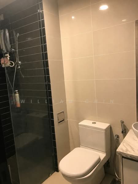 Service Residence for Rent at Centrus Soho - William Chin - Bathroom - PropertyGuru.com.my