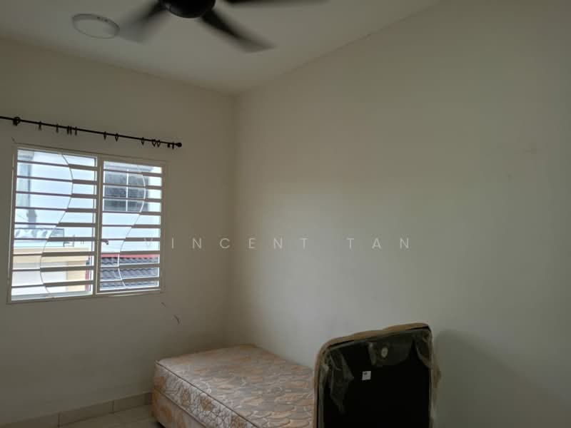 Rumah Teres untuk Disewa di Rawang (Selangor) - Vincent Tan - Bedroom - PropertyGuru.com.my
