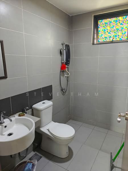 Service Residence for Rent at Amerin Residence - Steve Tham - Bathroom - PropertyGuru.com.my