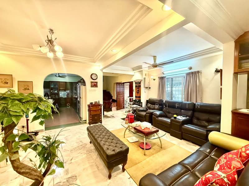 Rumah Teres 2 Tingkat untuk Dijual di Taman Melawati (Ulu Kelang) - Masnizah Arifin - Living Room - PropertyGuru.com.my