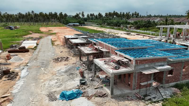 Semi-Detached House for Sale in Sungai Besar (Sabak Bernam) - Endy Hidayat - Exterior - PropertyGuru.com.my