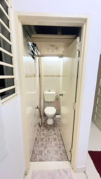 Flat for Sale at Rumah Pangsa Sri Orkid - June Tan - Bathroom - PropertyGuru.com.my