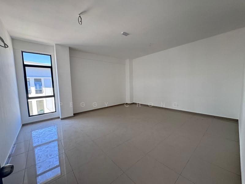Semi-D Factory for Rent in NCT Smart Industrial Park (Sepang) - Peggy Chong - Interior - PropertyGuru.com.my