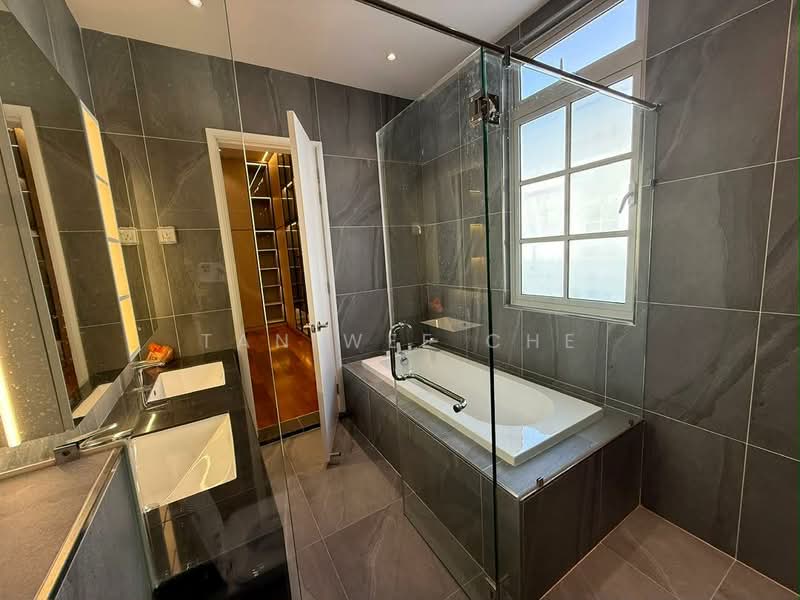 Semi-Detached House for Sale in Taman Ekoflora (Johor Bahru) - Tan Wee Che - Bathroom - PropertyGuru.com.my