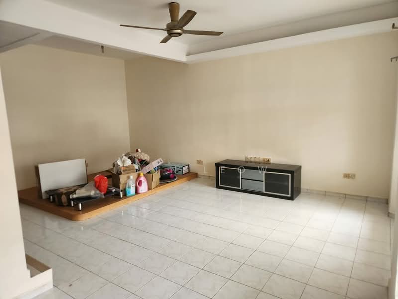 Rumah Teres 2 Tingkat untuk Disewa di Bandar Mahkota Cheras (Cheras) - Rain Leow - Living Room - PropertyGuru.com.my