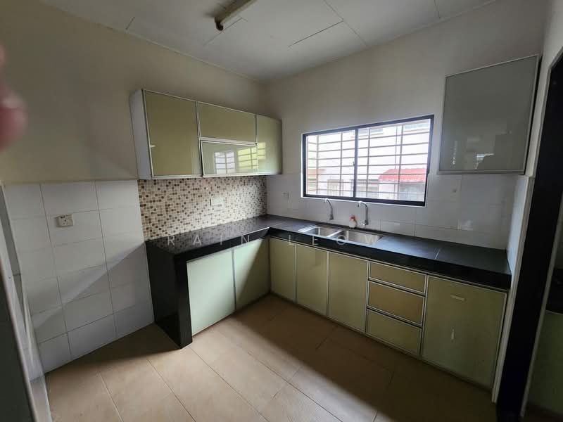 Rumah Teres 2 Tingkat untuk Disewa di Bandar Mahkota Cheras (Cheras) - Rain Leow - Kitchen - PropertyGuru.com.my