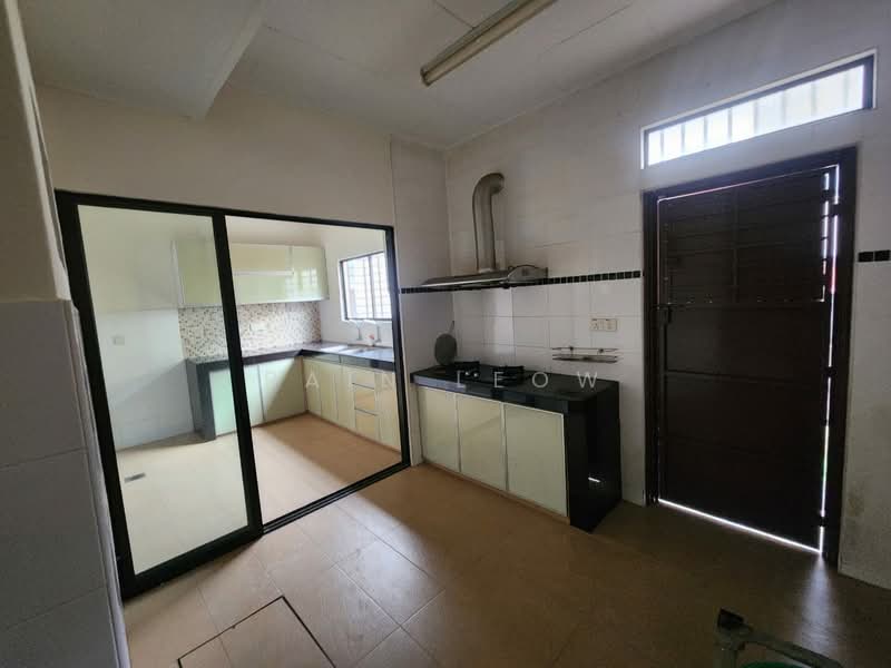 Rumah Teres 2 Tingkat untuk Disewa di Bandar Mahkota Cheras (Cheras) - Rain Leow - Kitchen - PropertyGuru.com.my