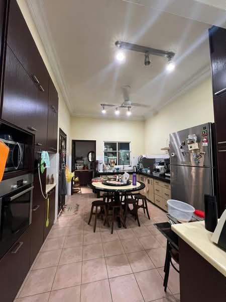 3-storey Terraced House for Sale in Bukit Jalil (Kuala Lumpur) - Eric Tan - Kitchen - PropertyGuru.com.my