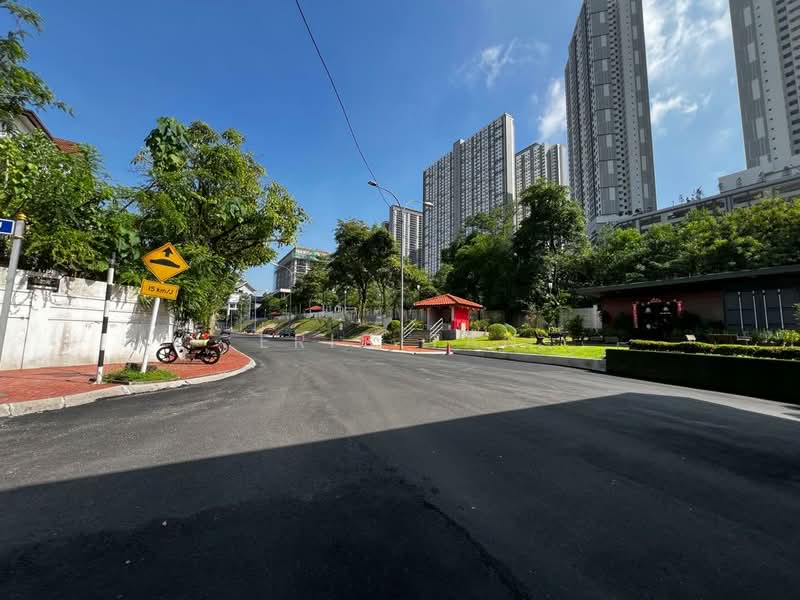 3-storey Terraced House for Sale in Bukit Jalil (Kuala Lumpur) - Eric Tan - Exterior - PropertyGuru.com.my