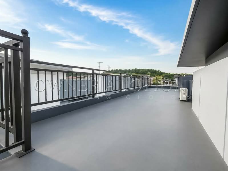 Cluster House for Sale in Taman Pulai Hijauan (Skudai) - Fu Heng Chong - Balcony - PropertyGuru.com.my