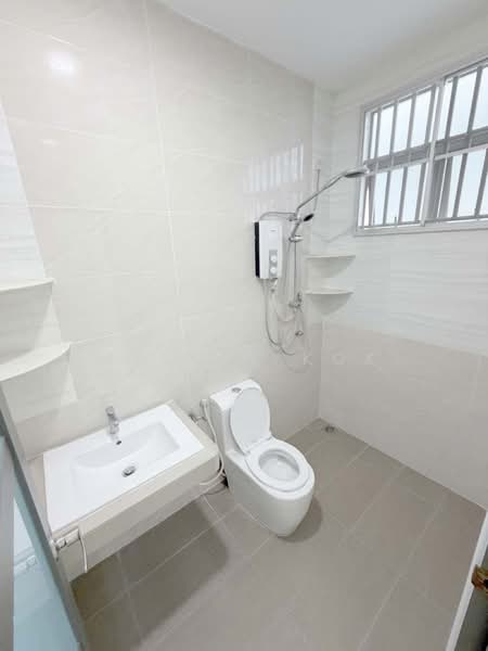 Semi-Detached House for Rent in Taman Setia Impian (Kajang) - Calvin Kok - Bathroom - PropertyGuru.com.my