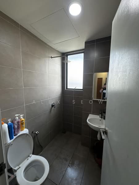 Kondominium untuk Disewa di The Greens @ Subang West - Alex Seow - Bathroom - PropertyGuru.com.my