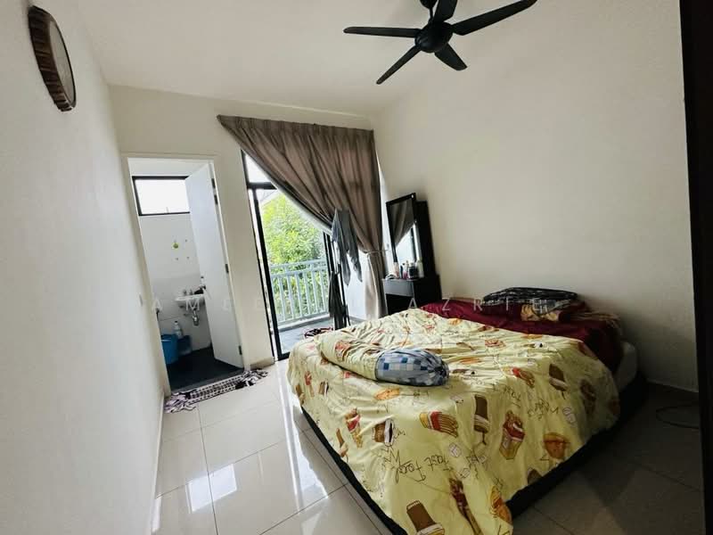 Rumah Teres 2 Tingkat untuk Dijual di Kota Masai (Pasir Gudang) - Ameerul Azrie - Bedroom - PropertyGuru.com.my