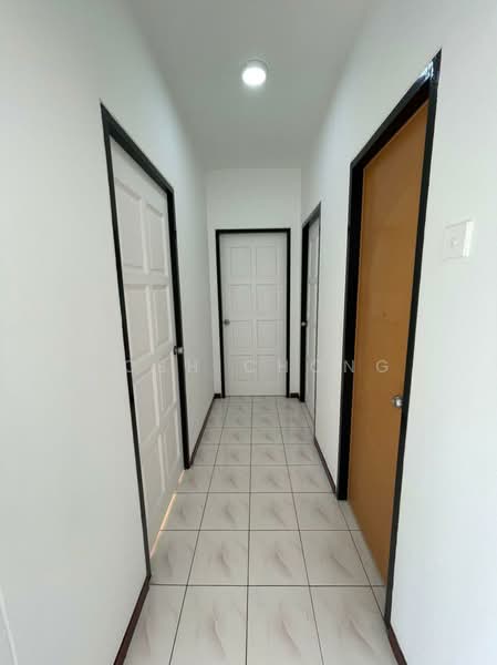 Apartment for Sale at Desa Tanjung - Josh Chong - Corridor - PropertyGuru.com.my