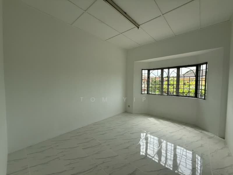 2-storey Terraced House for Sale in Bandar Baru Kundang (Rawang) - Tom Yip - Interior - PropertyGuru.com.my