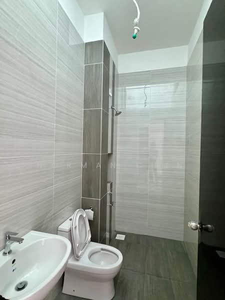 Bungalow for Sale in Senawang (Negeri Sembilan) - Norman Chin - Bathroom - PropertyGuru.com.my