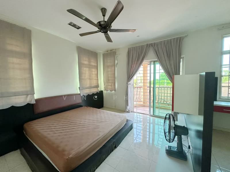 Semi-Detached House for Sale in Ujong Pasir (Melaka) - Vinc Pheng - Bedroom - PropertyGuru.com.my