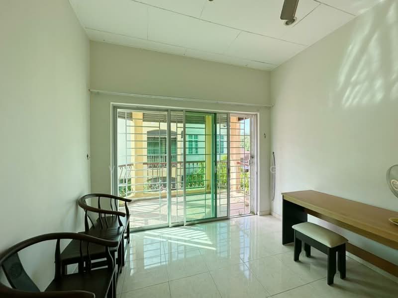 Semi-Detached House for Sale in Ujong Pasir (Melaka) - Vinc Pheng - Balcony - PropertyGuru.com.my