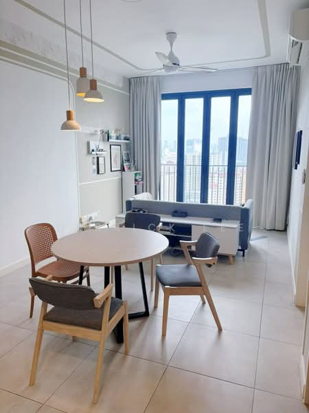Servis Apartment untuk Disewa di Sky Meridien - Derrick Lee - Living Room - PropertyGuru.com.my
