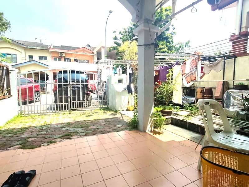 2-storey Terraced House for Sale in Taman Mutiara Subang (Shah Alam) - Kew . - Exterior - PropertyGuru.com.my