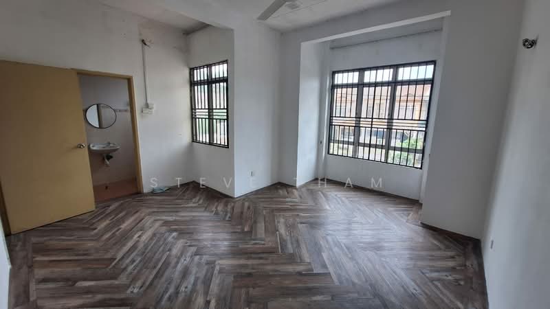 2.5-storey Terraced House for Sale in Bandar Putra Permai (Seri Kembangan) - Steve Tham - Interior - PropertyGuru.com.my