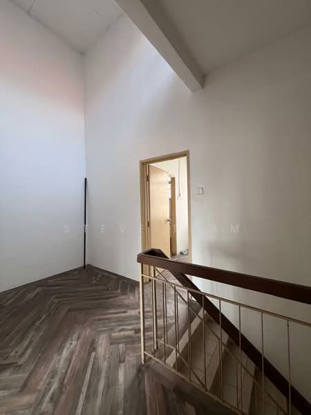 2.5-storey Terraced House for Sale in Bandar Putra Permai (Seri Kembangan) - Steve Tham - Interior - PropertyGuru.com.my