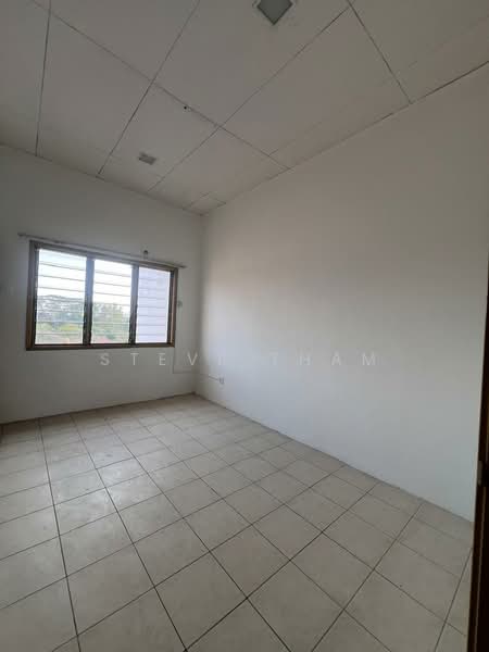 2.5-storey Terraced House for Sale in Bandar Putra Permai (Seri Kembangan) - Steve Tham - Interior - PropertyGuru.com.my