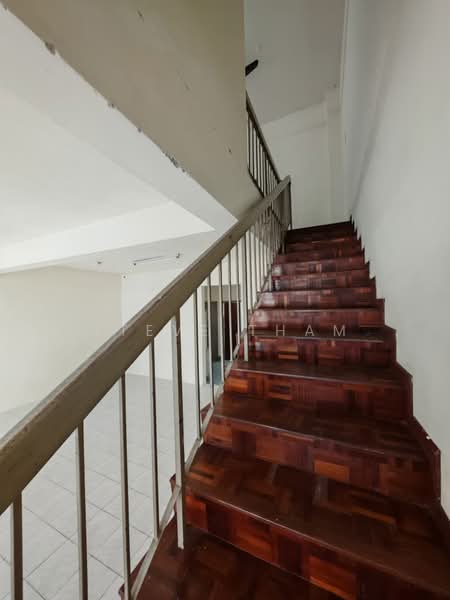 2-storey Terraced House for Sale in Bandar Putra Permai (Seri Kembangan) - Steve Tham - Interior - PropertyGuru.com.my