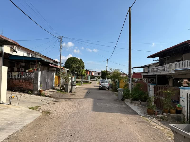 2-storey Terraced House for Sale in Taman Manis (Sedenak) - Fu Heng Chong - Exterior - PropertyGuru.com.my