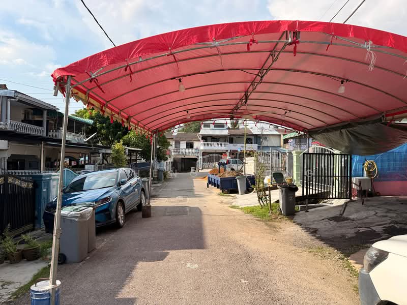 2-storey Terraced House for Sale in Taman Manis (Sedenak) - Fu Heng Chong - Exterior - PropertyGuru.com.my