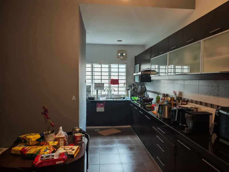 Terraced House for Sale in Bandar Puteri Puchong (Puchong) - Adam Tay - Kitchen - PropertyGuru.com.my