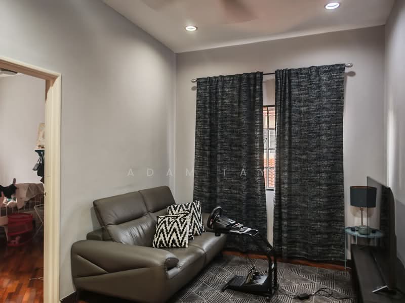 Terraced House for Sale in Bandar Puteri Puchong (Puchong) - Adam Tay - Living Room - PropertyGuru.com.my