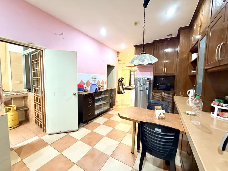 Rumah Teres 2 Tingkat untuk Dijual di Sepang (Selangor) - Mohd Aizat Saiful Bahri - Kitchen - PropertyGuru.com.my