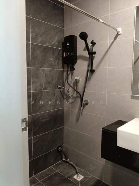 Condominium for Rent at Lucerne Residences - Pheng Han - Bathroom - PropertyGuru.com.my