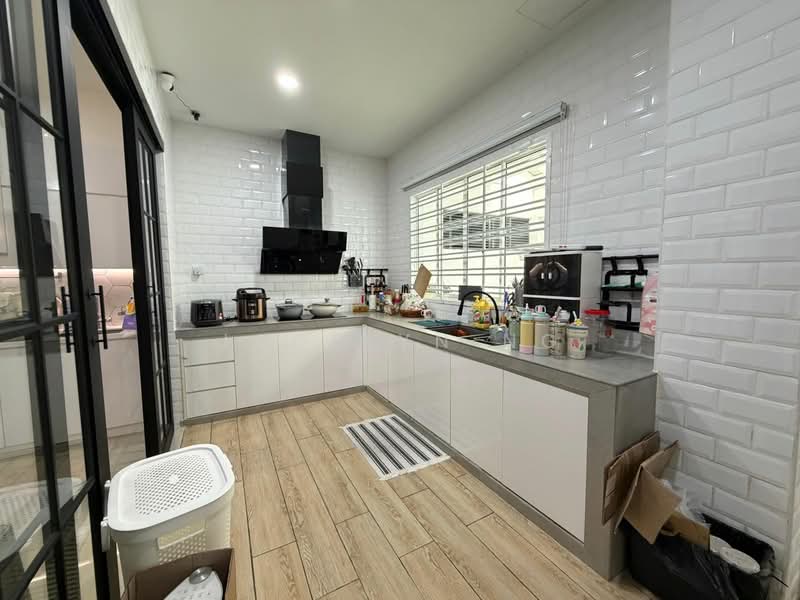 Semi-Detached House for Sale in Bandar Putra (Kulai) - Jadelyn Ng - PropertyGuru.com.my