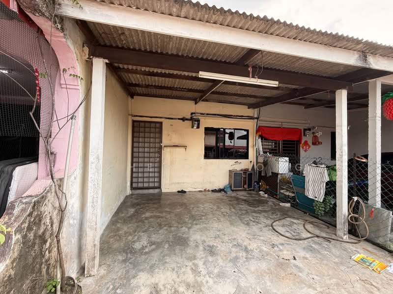 2-storey Terraced House for Sale in Taman Skudai Baru (Skudai) - Fu Heng Chong - Exterior - PropertyGuru.com.my