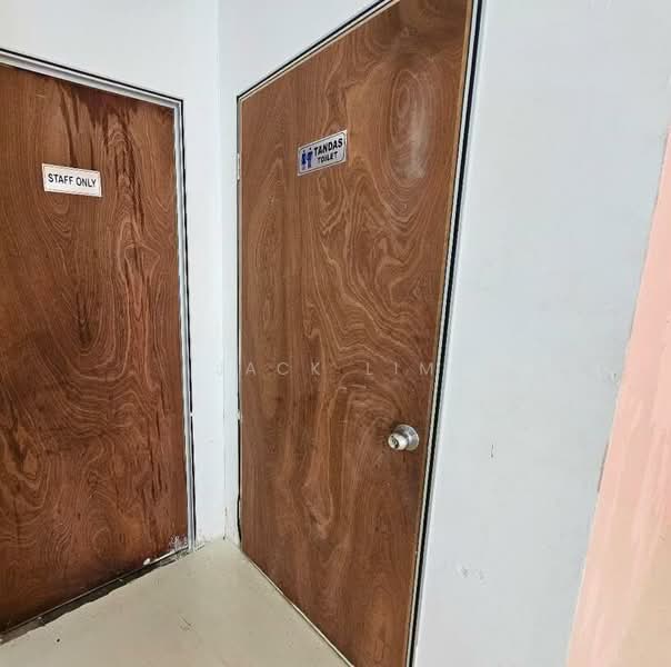 Kedai / Pejabat untuk Disewa di Telok Panglima Garang (Selangor) - Jack Lim - Ground Floor - 2 rooms - PropertyGuru.com.my