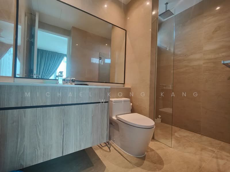 Servis Apartment untuk Dijual di 10 Stonor - Michael Kong Kang Wei - Bathroom - PropertyGuru.com.my